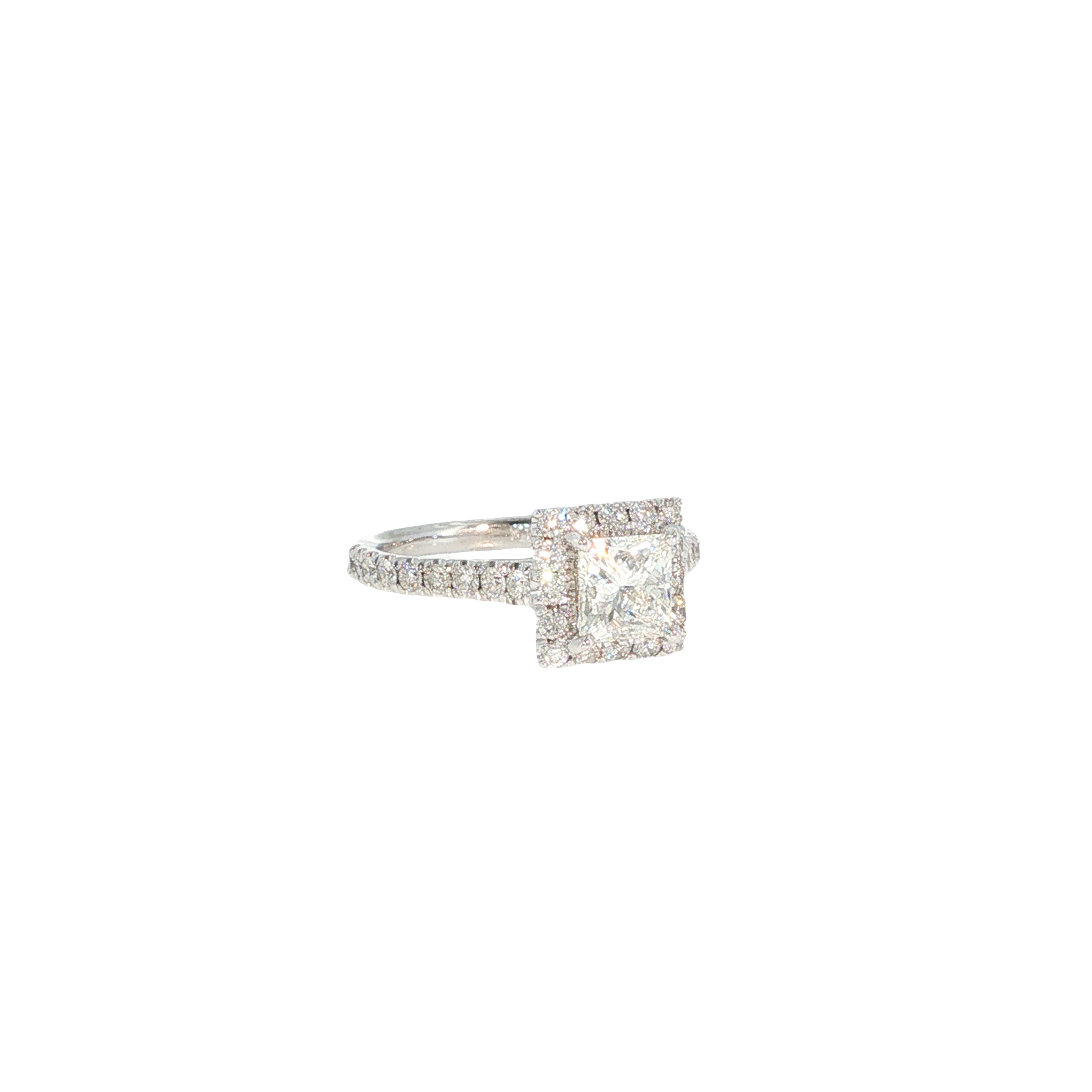 14K white gold halo ring with a princess-cut Leo diamond center and round brilliant diamond accents.