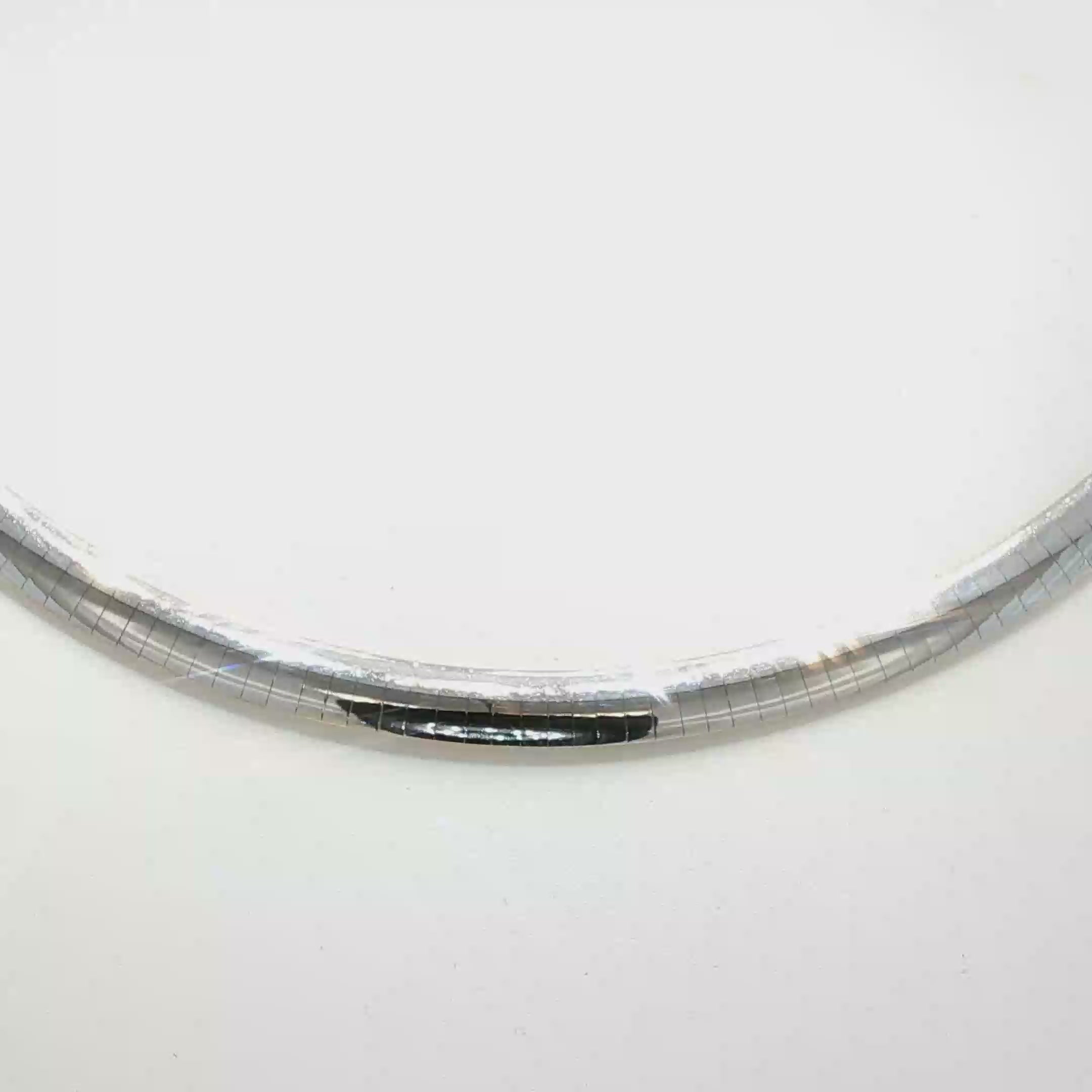 Reversible Two-Tone Omega Necklace