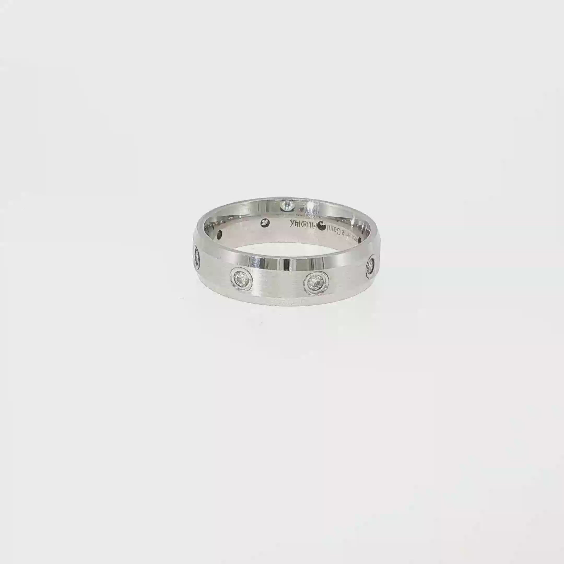 Flush-Set Diamond Comfort-Fit Band